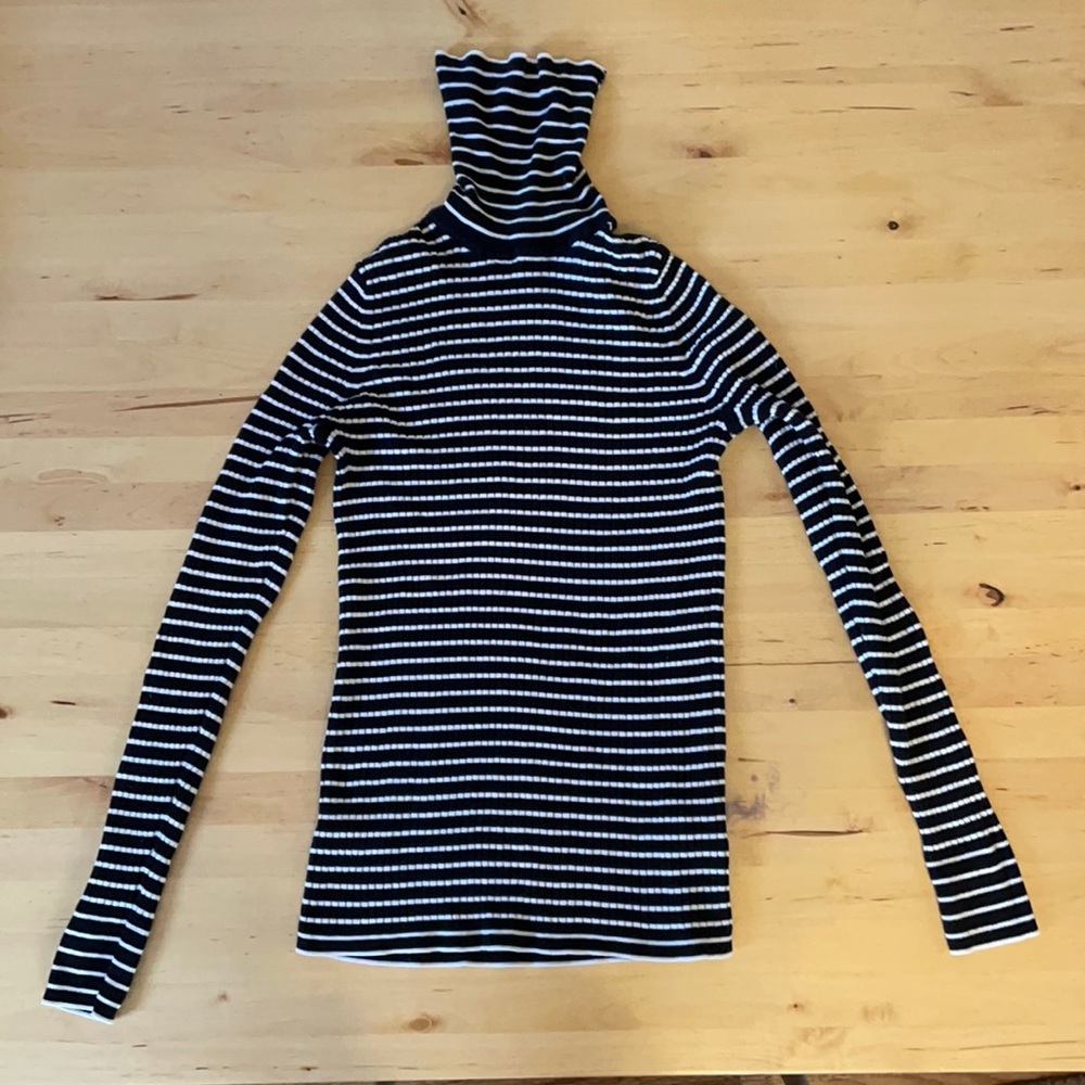 Talbots size small striped stretchy turtleneck